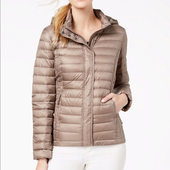 32 degrees packable hooded jacket